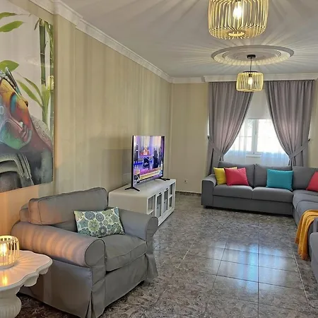 Villa Esmeralda junto al mar-3
